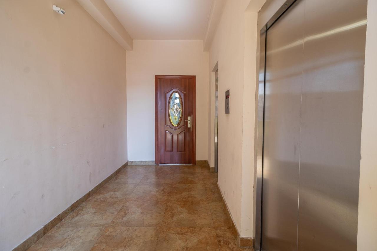 Stay Inn Apartments At Buzand 13 Street يريفان المظهر الخارجي الصورة